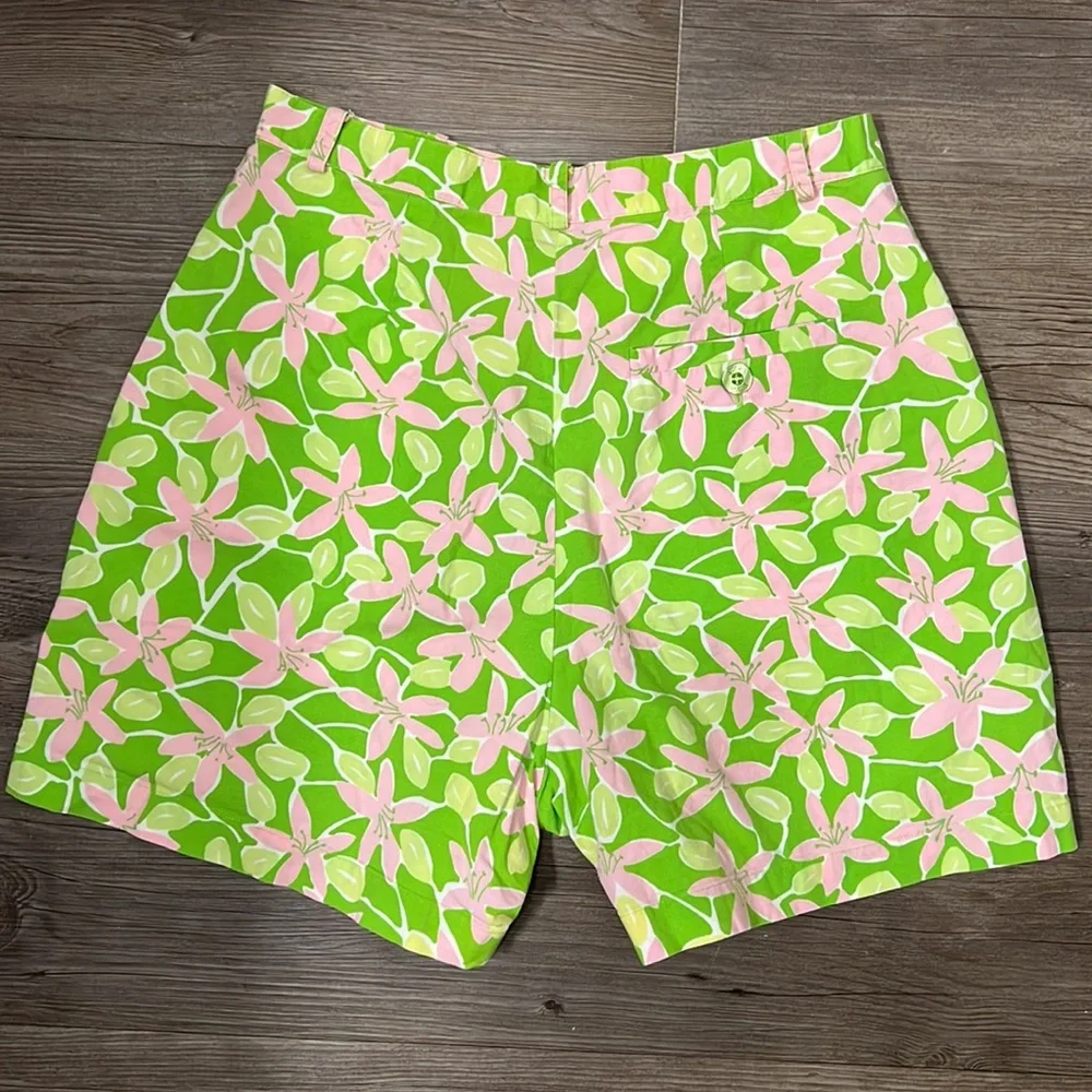 Vintage Lilly Pulitzer Pink & Green Floral Shorts - Picture 2 of 10